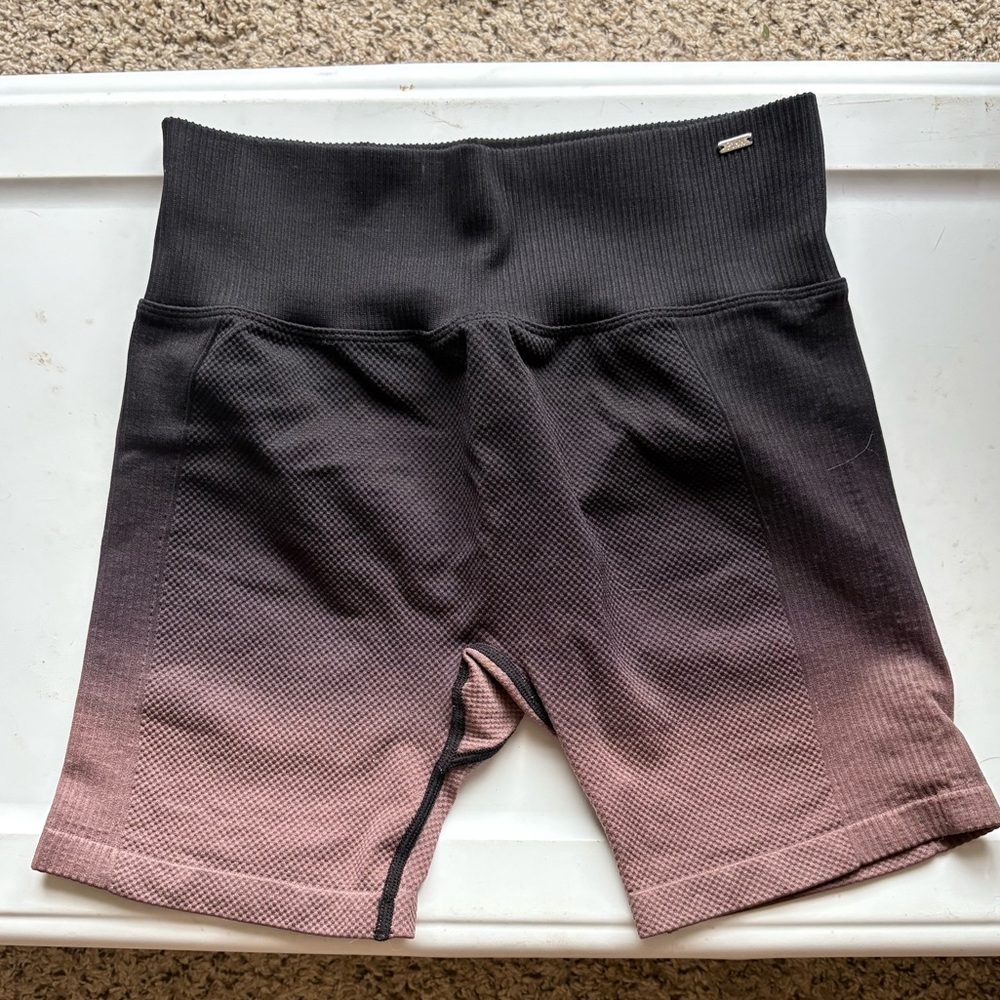 PINK Victoria's Secret Black to Mauve Ombre High-Waist Bike Shorts